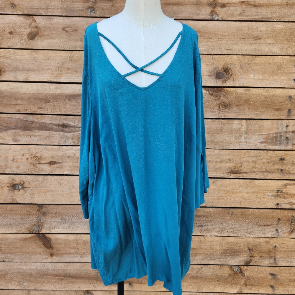🔥 Torrid Teal Blouse - Picture 4 of 9
